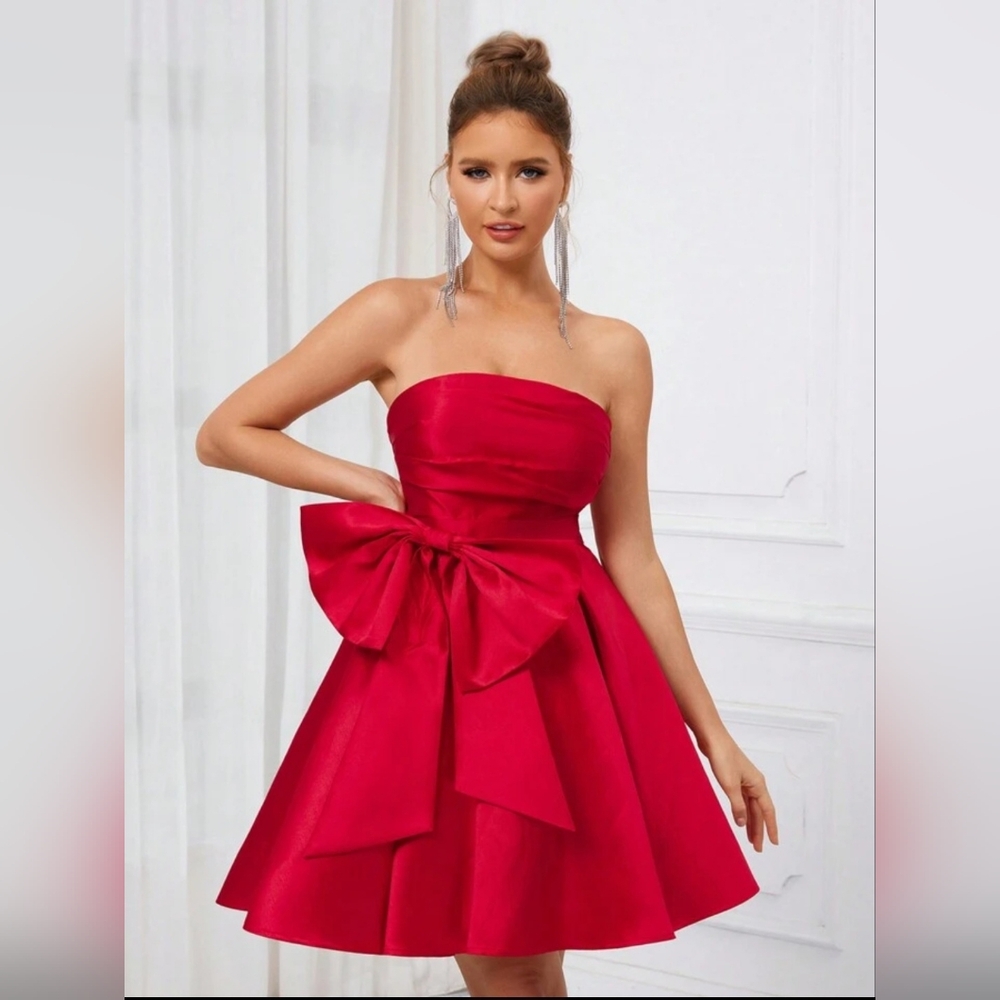 Shein Belle [S] Well-Fitted Wedding Dress - Picture 7 of 9